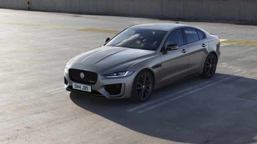 16810 Photo Exterior Jaguar XE SE 2022 in UAE