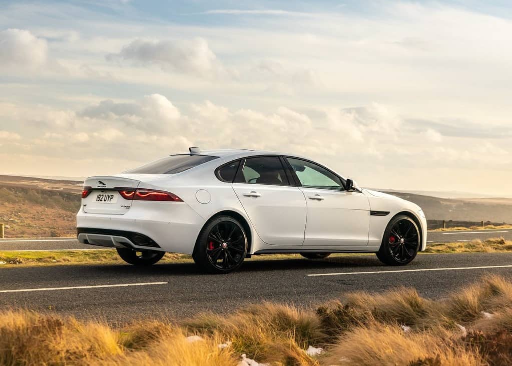 16901 Photo Exterior Jaguar XF Saloon R-Dynamic Black 2022 in Saudi Arabia