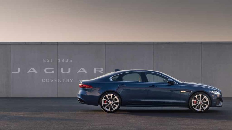 16931 Photo Exterior Jaguar XF Saloon R-Dynamic SE 2022 in UAE