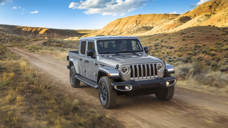 16345 Photo Exterior Jeep Gladiator Sport 2022 in Saudi Arabia