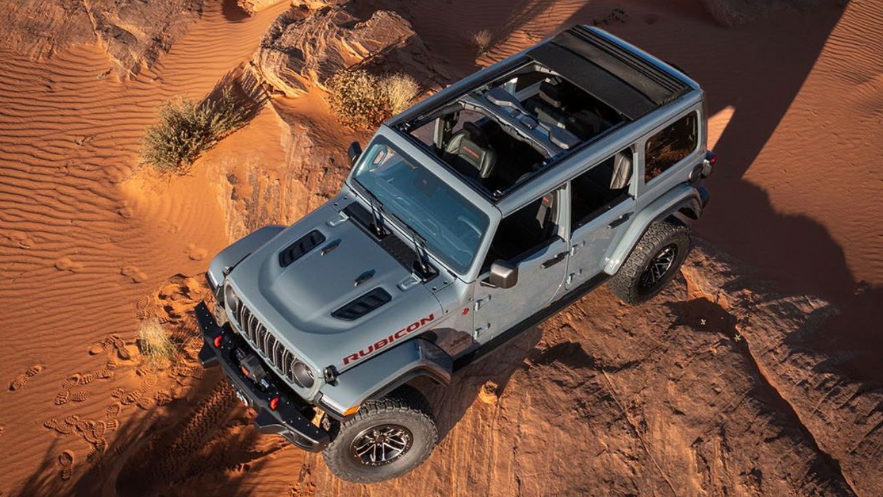 45151 Photo Exterior Jeep Wrangler 2024 in UAE