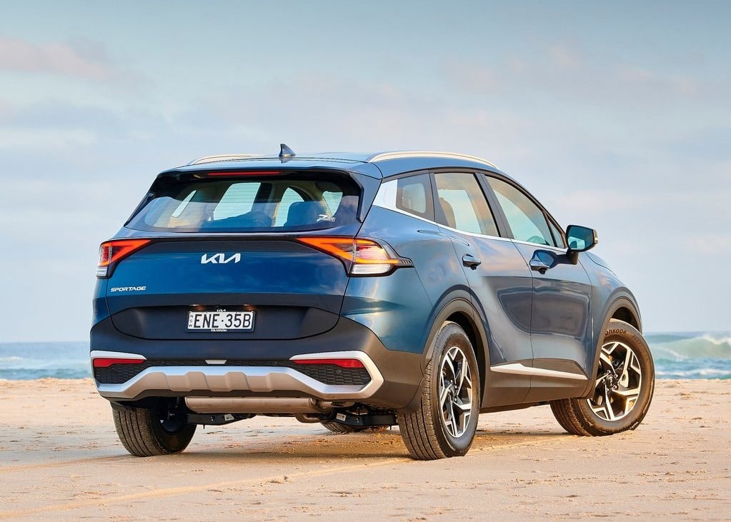 10547 Photo Exterior Kia Sportage LX DBVN 2.0L 4WD 2022 in UAE