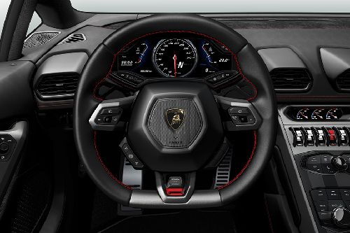 14041 Photo Exterior Lamborghini Huracan Evo RWD 2022 in UAE