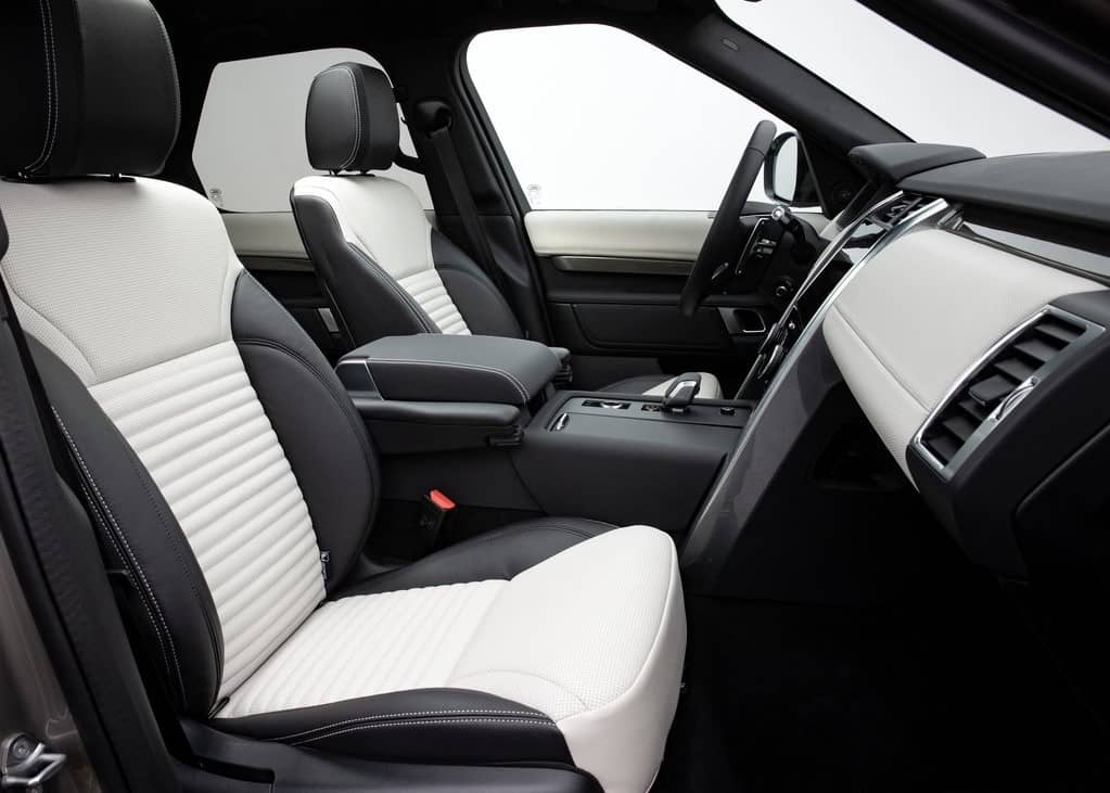16325 Photo Exterior Land Rover Discovery S 2022 in Saudi Arabia