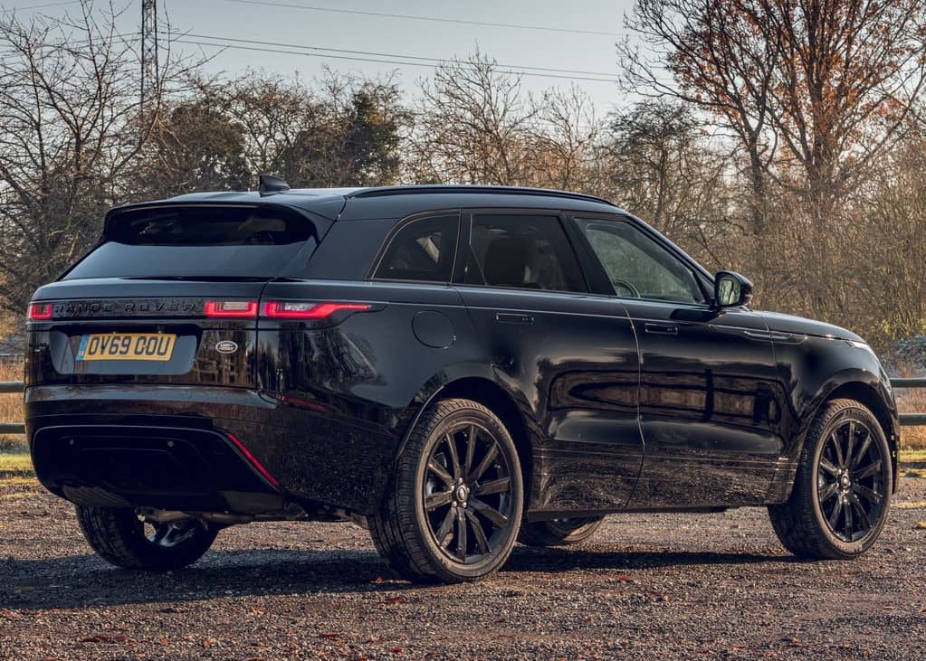 16305 Photo Exterior Land Rover Range Rover Velar R-Dynamic S 2022 in Saudi Arabia