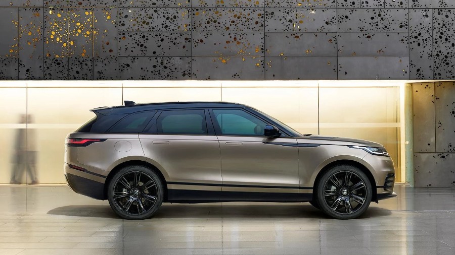 6545 Photo Exterior Land Rover Range Rover Velar Edition 2021 in UAE