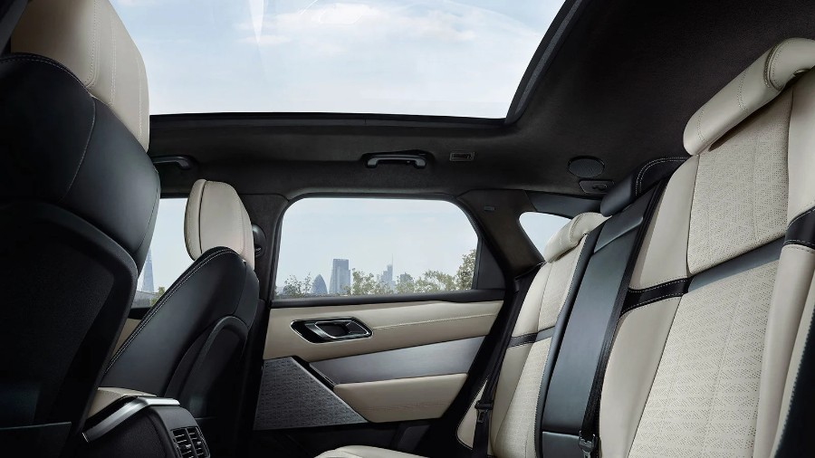 6548 Photo Exterior Land Rover Range Rover Velar Edition 2021 in UAE