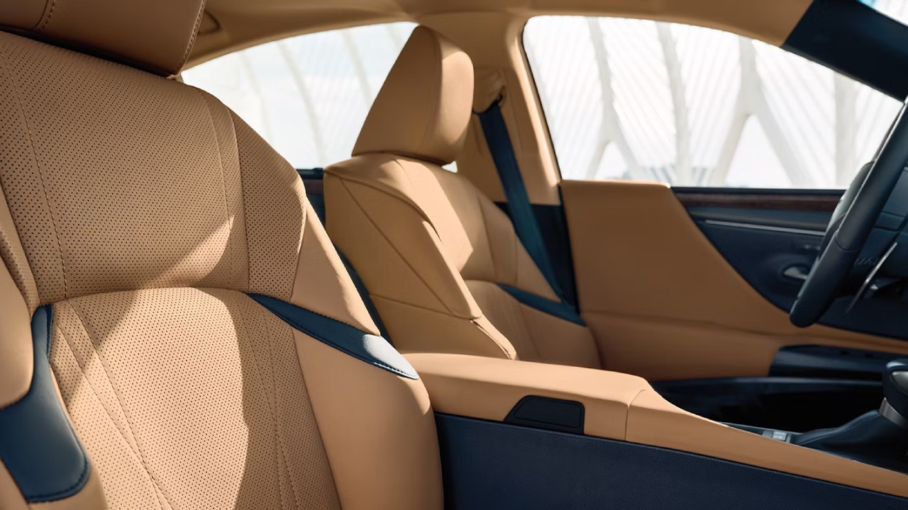 47413 Photo Exterior Lexus ES 2024 in Saudi Arabia