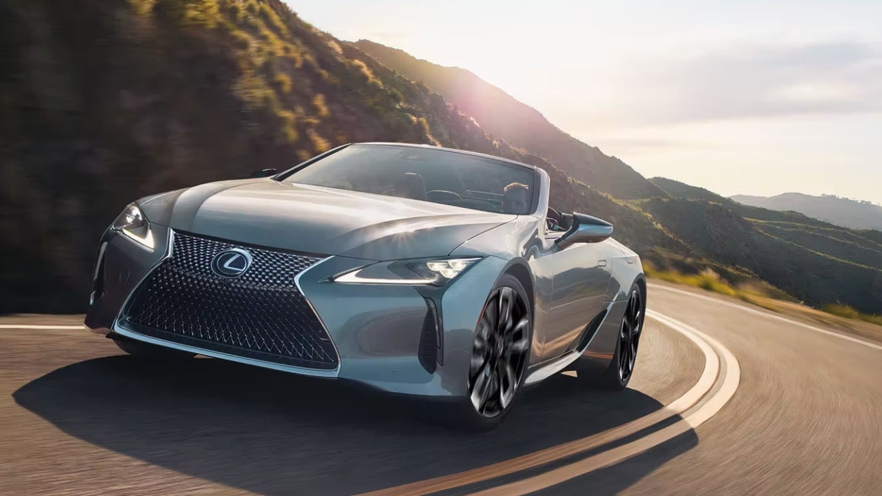 39013 Photo Exterior Lexus LC Convertible 2024 in UAE