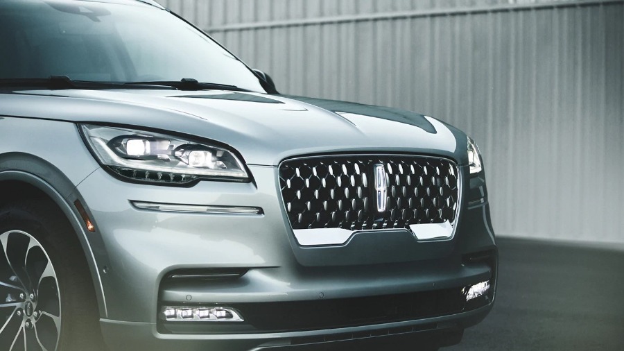 8400 Photo Exterior Lincoln Aviator Base 2021 in UAE