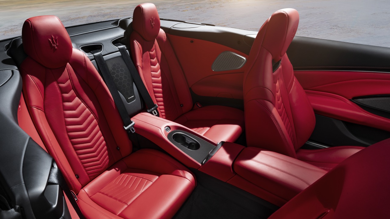 52142 Photo Exterior Maserati Grancabrio 2024 in UAE