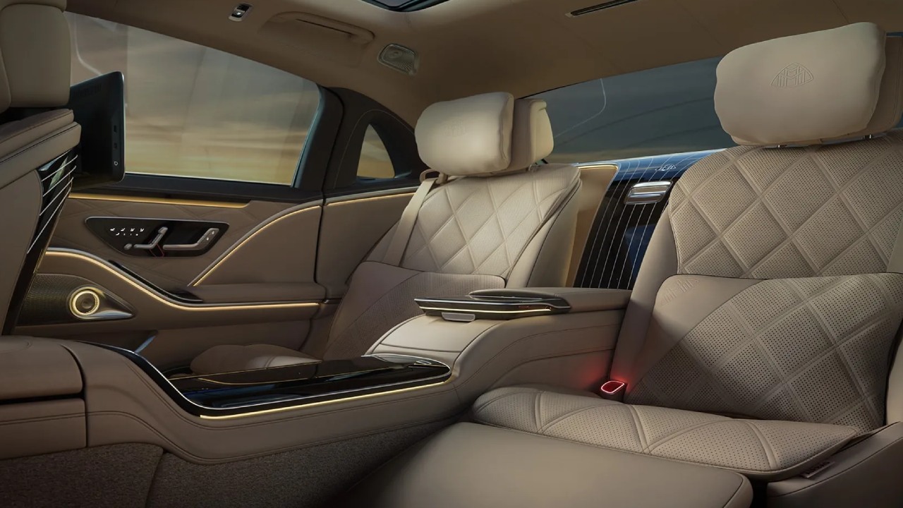 43472 Photo Exterior Mercedes Maybach S Class 2024 in UAE