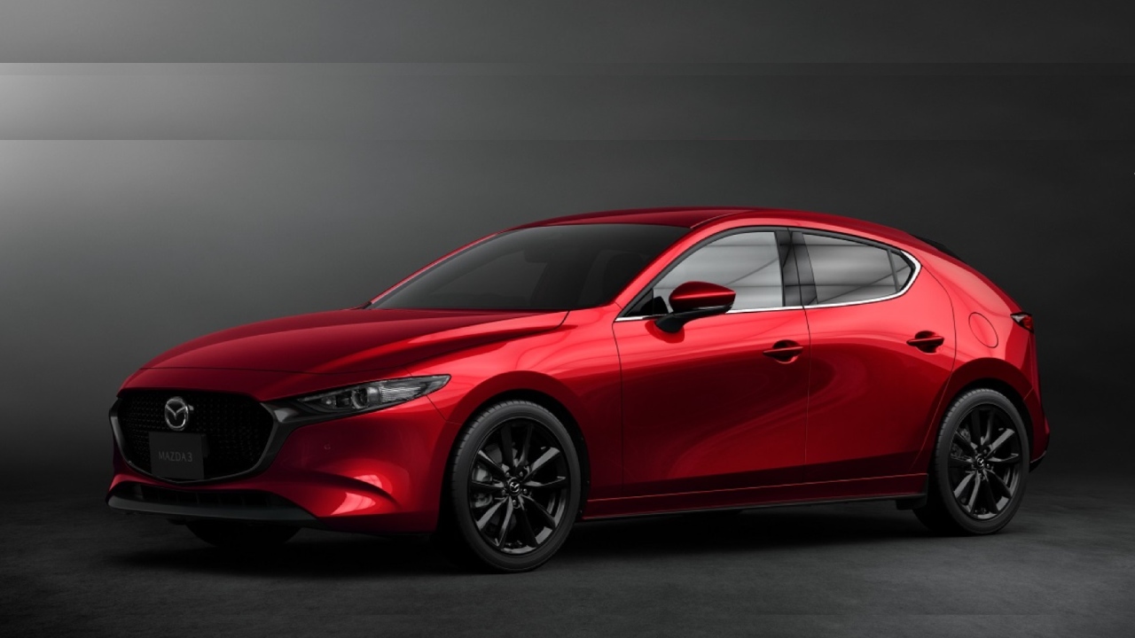 44682 Photo Exterior Mazda 3 Hatchback 2024 in Saudi Arabia