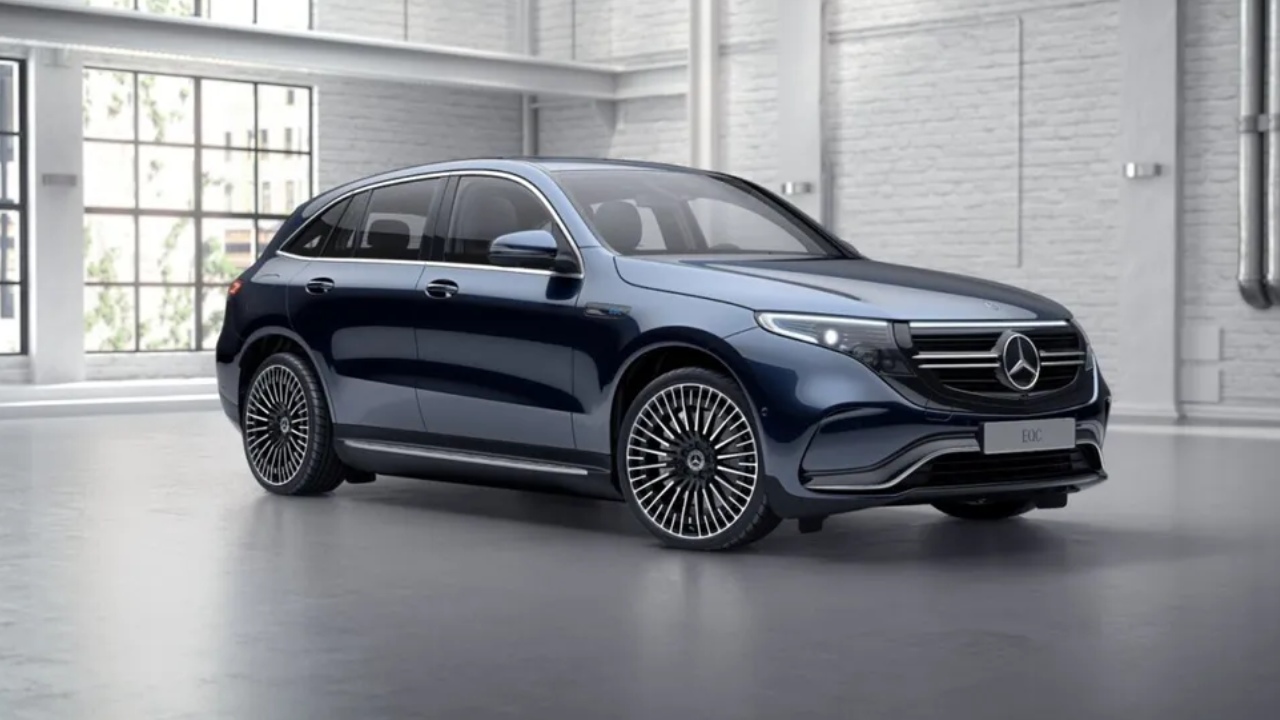 33292 Photo Exterior Mercedes Benz EQC 400 4Matic 2023 in UAE