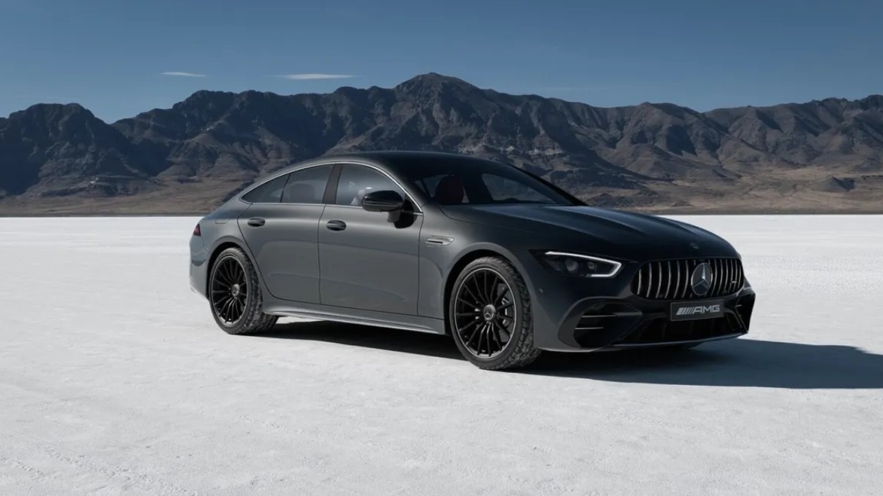 29904 Photo Exterior Mercedes-AMG GT 43 2023 in Saudi Arabia