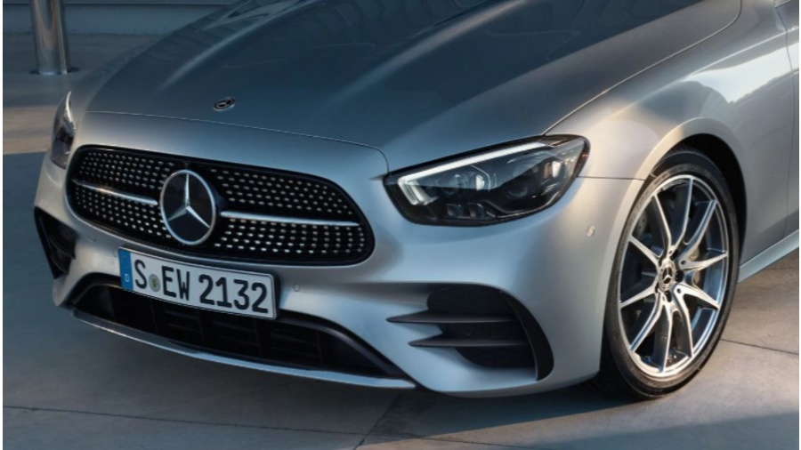 10132 Photo Exterior Mercedes E Class 200 Saloon 2021 in Saudi Arabia