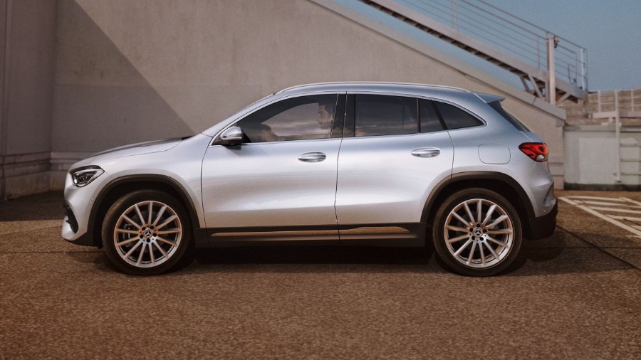 10154 Photo Exterior Mercedes GLA 200 2021 in Saudi Arabia