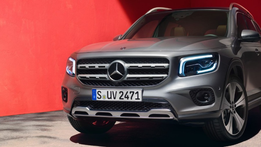 10307 Photo Exterior Mercedes GLB 250 4Matic 7 Seater 2021 in Saudi Arabia