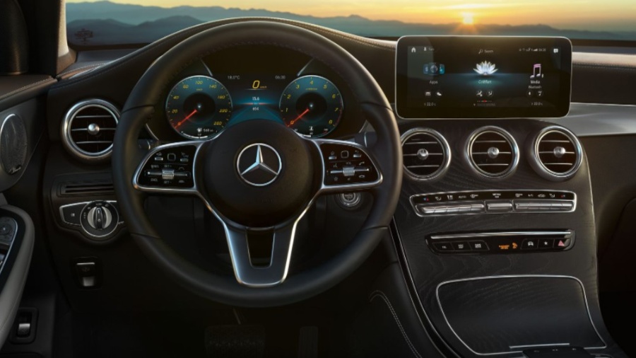 2021 Mercedes-Benz GLC Interior & Features