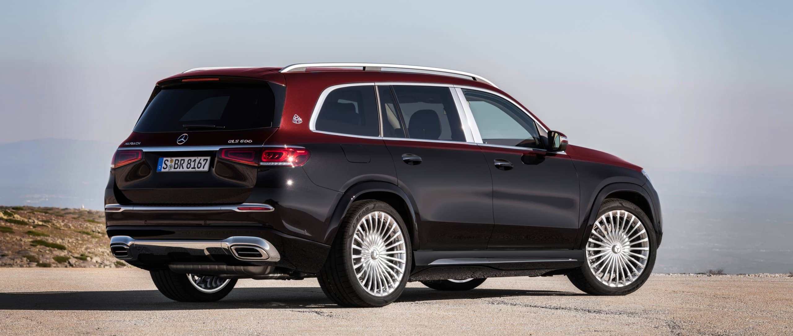 10354 Photo Exterior Mercedes Maybach GLS 600 4MATIC 2021 in UAE