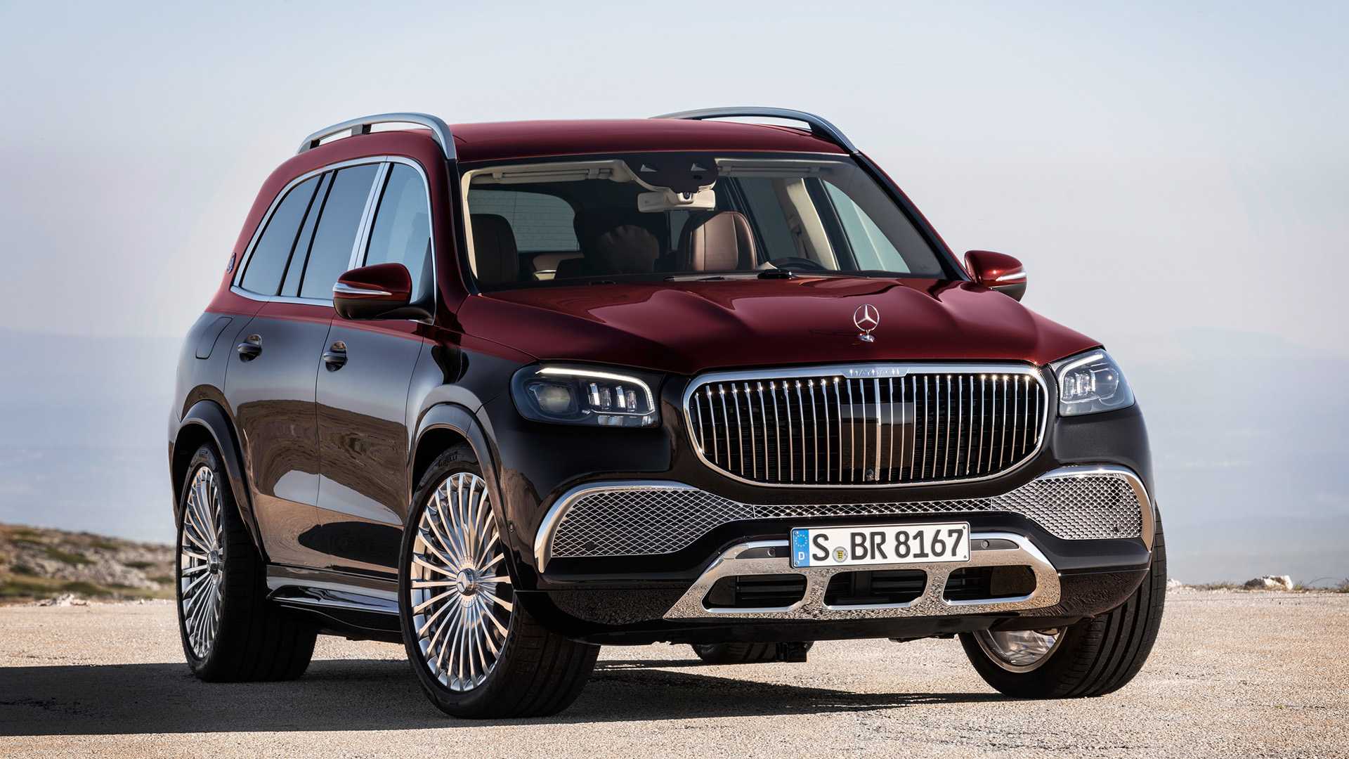 10352 Photo Exterior Mercedes Maybach GLS 600 4MATIC 2021 in UAE