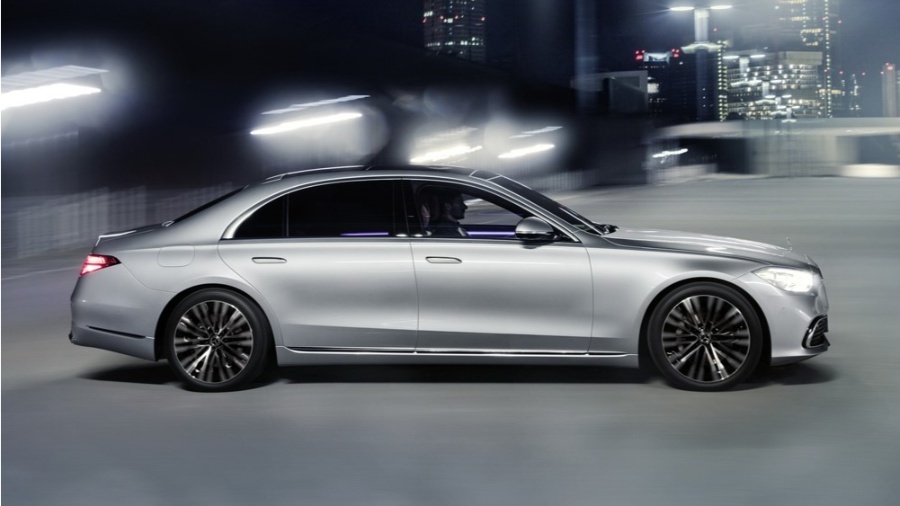 10359 Photo Exterior Mercedes S Class 500 4MATIC Saloon 2021 in Saudi Arabia