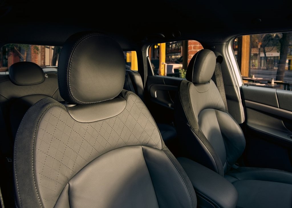 19090 Photo Exterior Mini Countryman S 2022 in UAE