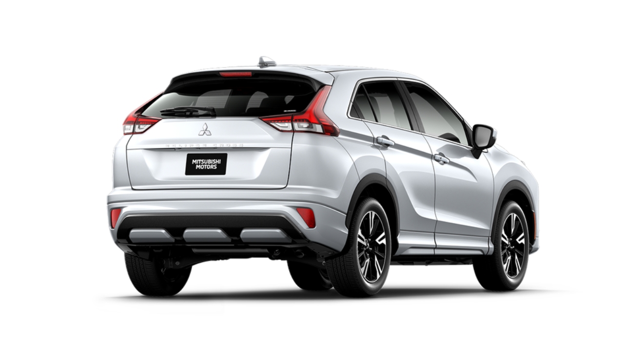 46076 Photo Exterior Mitsubishi Eclipse Cross 2024 in Saudi Arabia