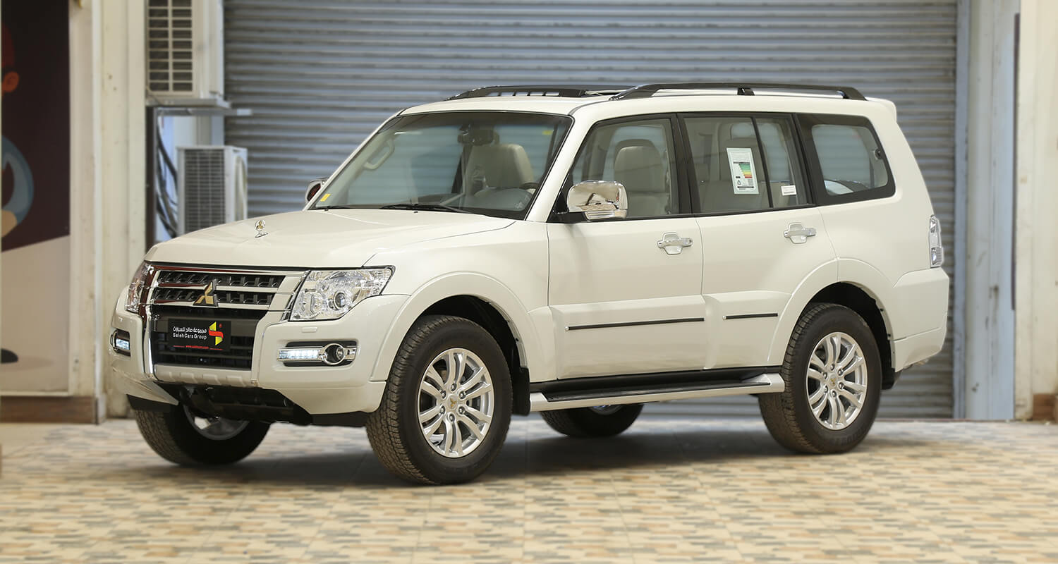 18293 Photo Exterior Mitsubishi Pajero GLS 4WD 5-Door 3.0L High Line 2022 in Saudi Arabia