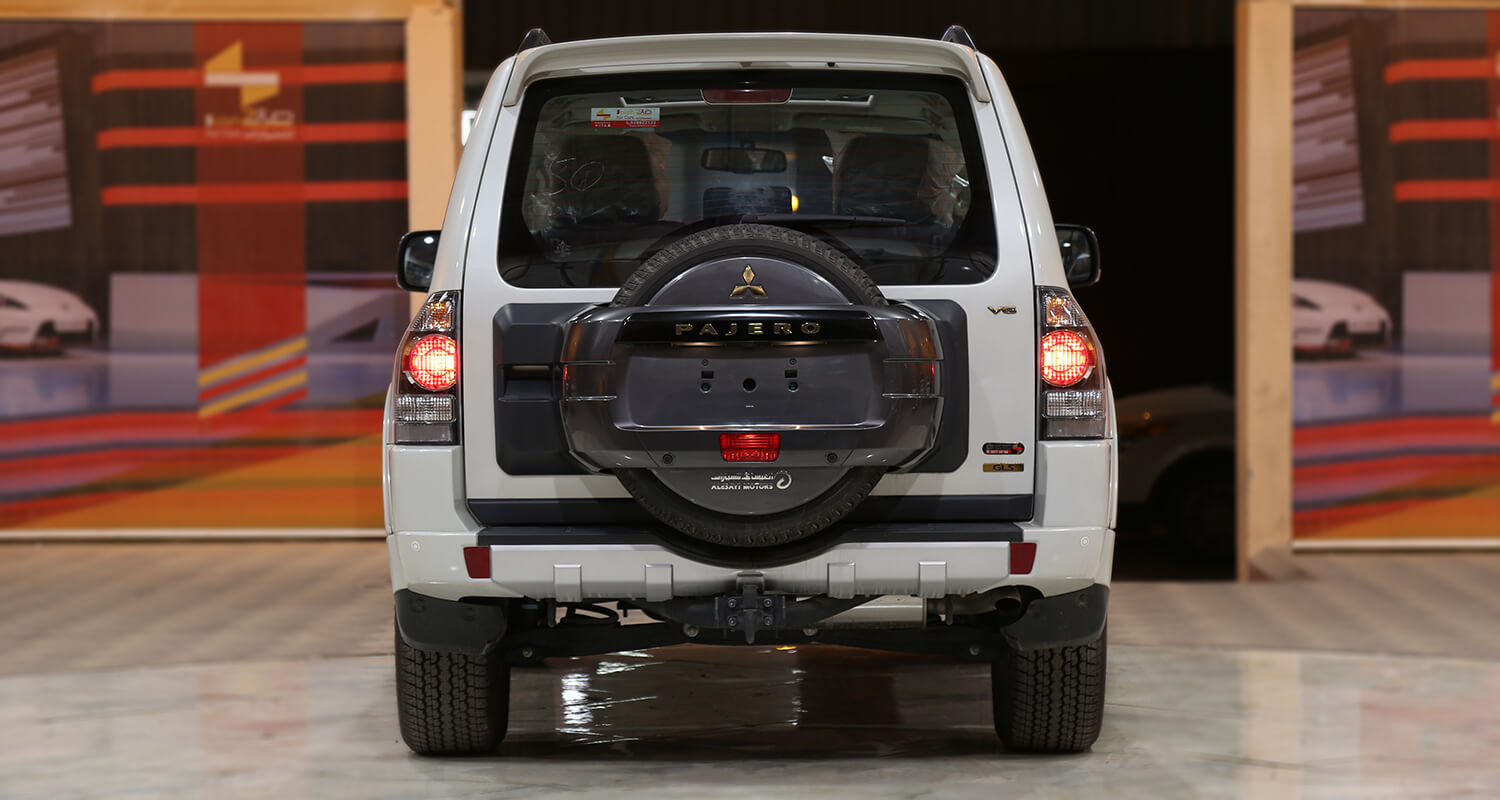 18289 Photo Exterior Mitsubishi Pajero GLS 4WD 3-Door 3.8L High Line 2022 in Saudi Arabia