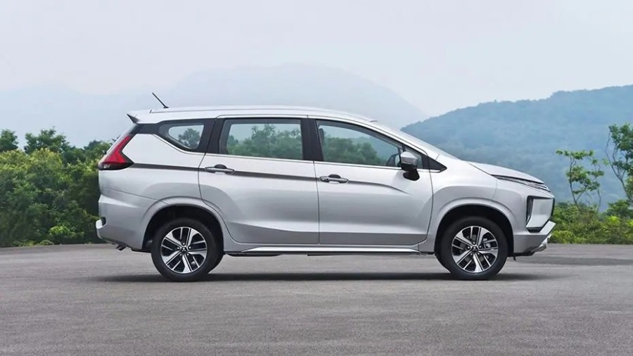 7945 Photo Exterior Mitsubishi Xpander Medium Line 2021 in UAE