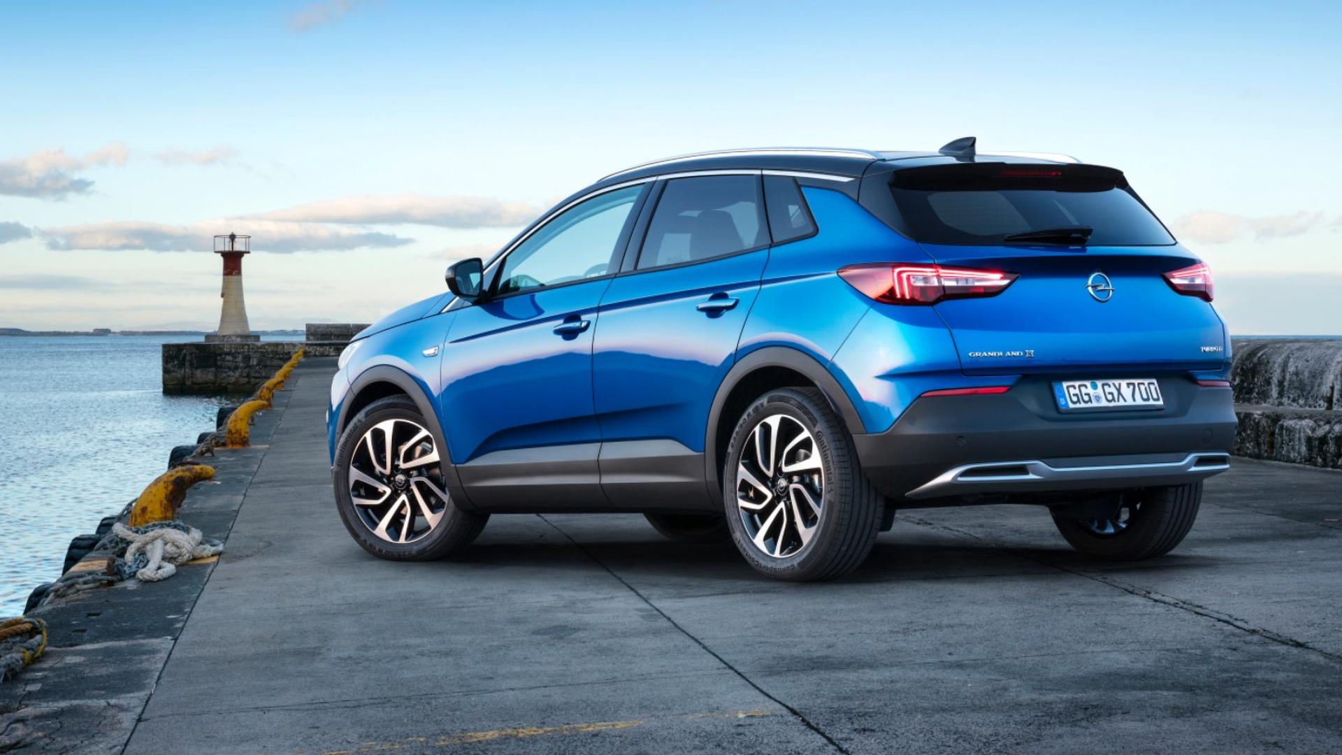 7062 Photo Exterior Opel Grandland X Ultimate 2021 in UAE