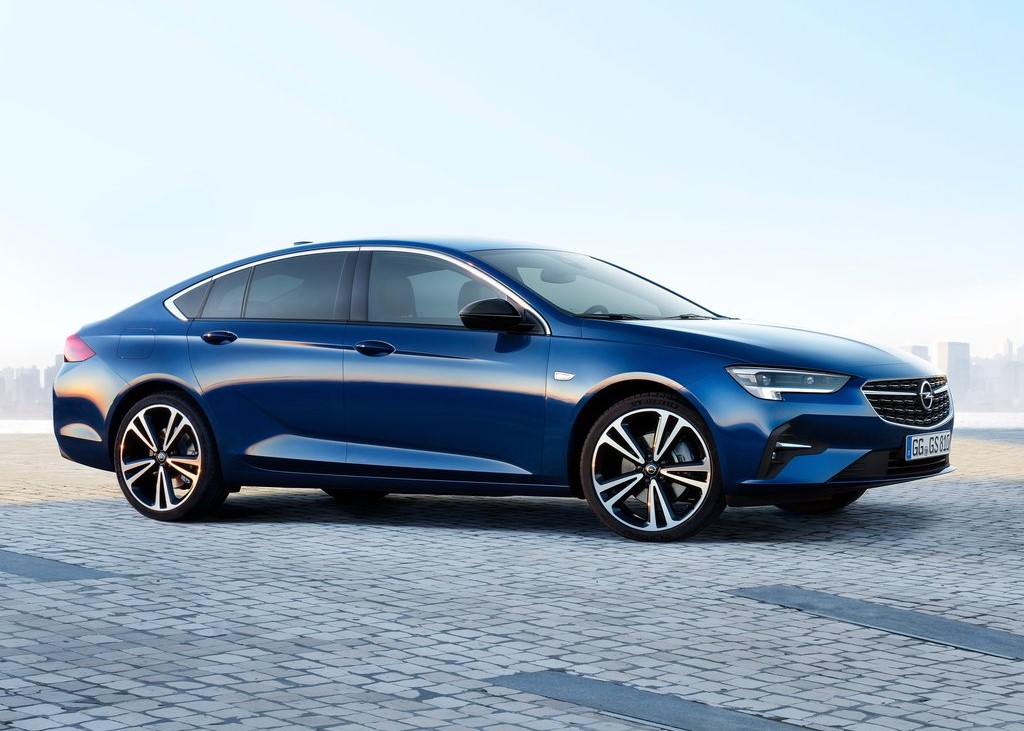 18243 Photo Exterior Opel Insignia Grand Sport Elegance+ 2022 in UAE