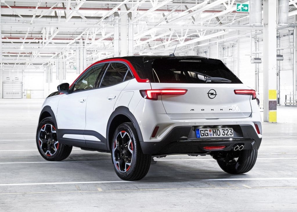 17250 Photo Exterior Opel Mokka Ultimate 2022 in UAE