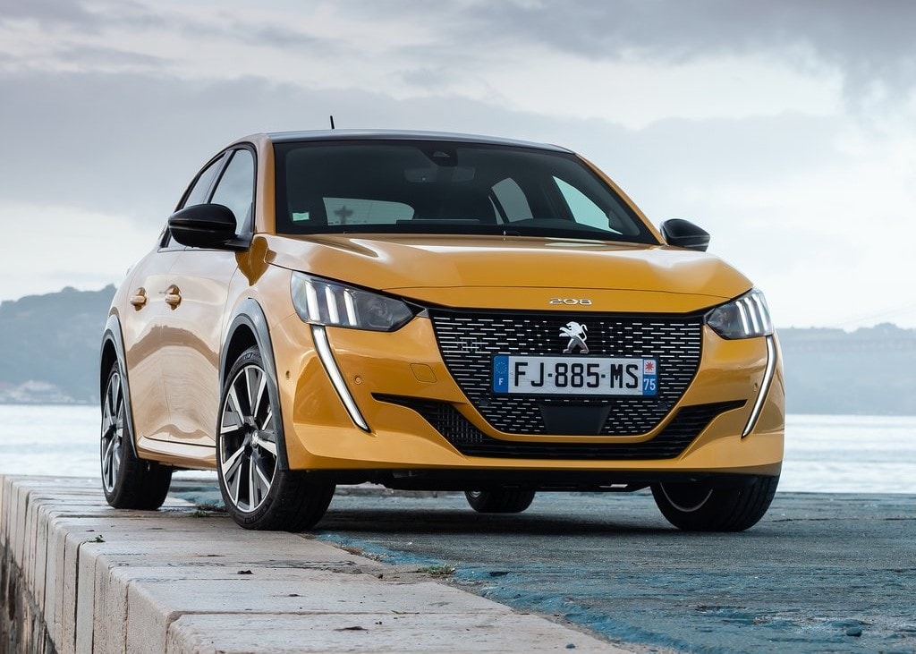 18079 Photo Exterior Peugeot 208 GT 2022 in Saudi Arabia