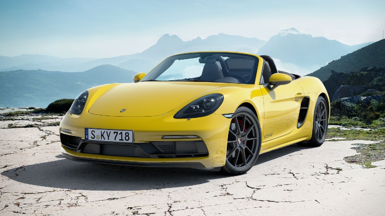 27301 Photo Exterior Porsche 718 Boxster GTS 4.0 2023 in UAE