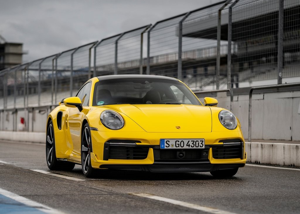 20027 Photo Exterior Porsche 911 Turbo 2022 in UAE