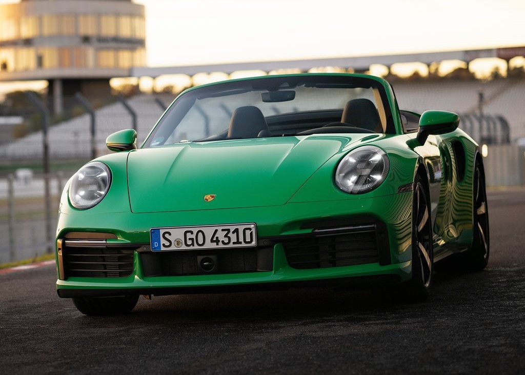 20032 Photo Exterior Porsche 911 Turbo Cabriolet 2022 in UAE