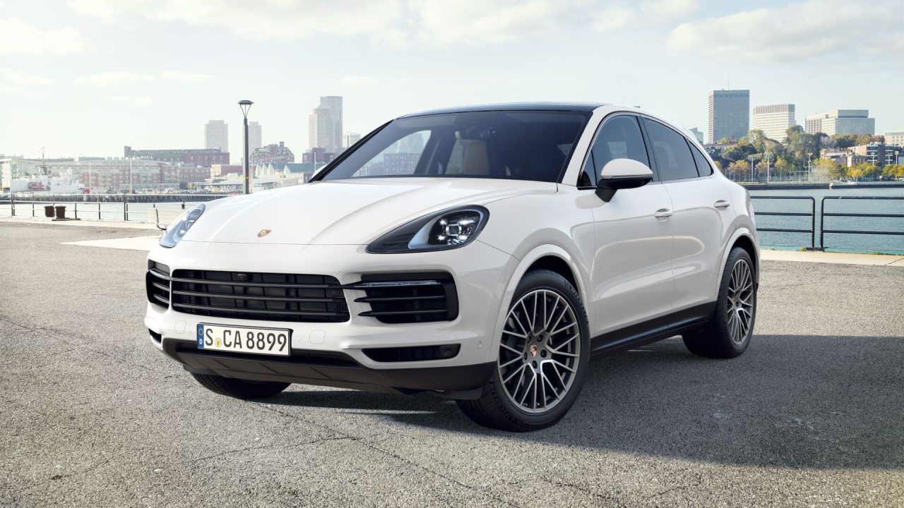 27478 Photo Exterior Porsche Cayenne Coupe Platinum 2023 in Saudi Arabia