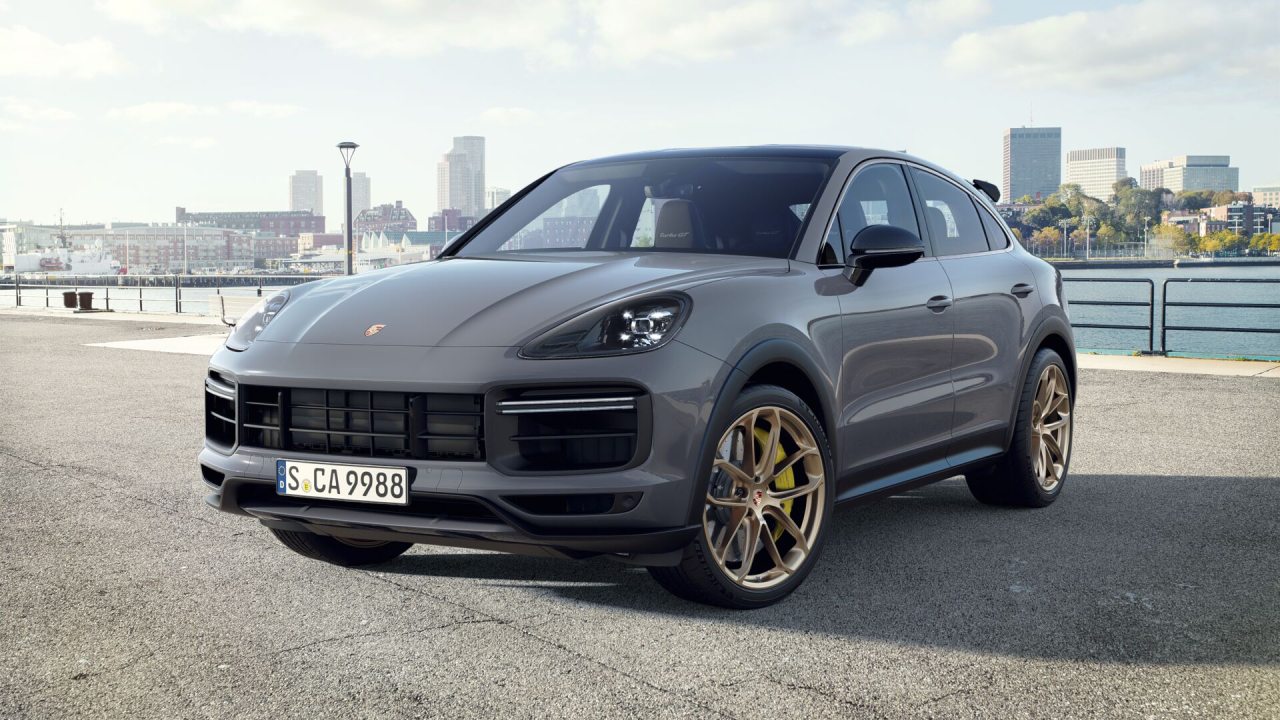 27764 Photo Exterior Porsche Cayenne Turbo GT 2023 in UAE