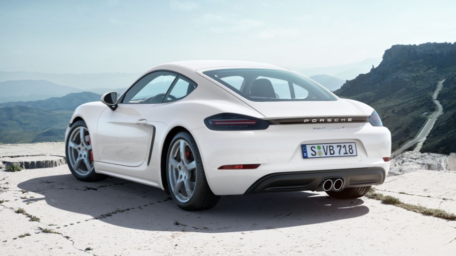 27249 Photo Exterior Porsche 718 Cayman S 2023 in Saudi Arabia