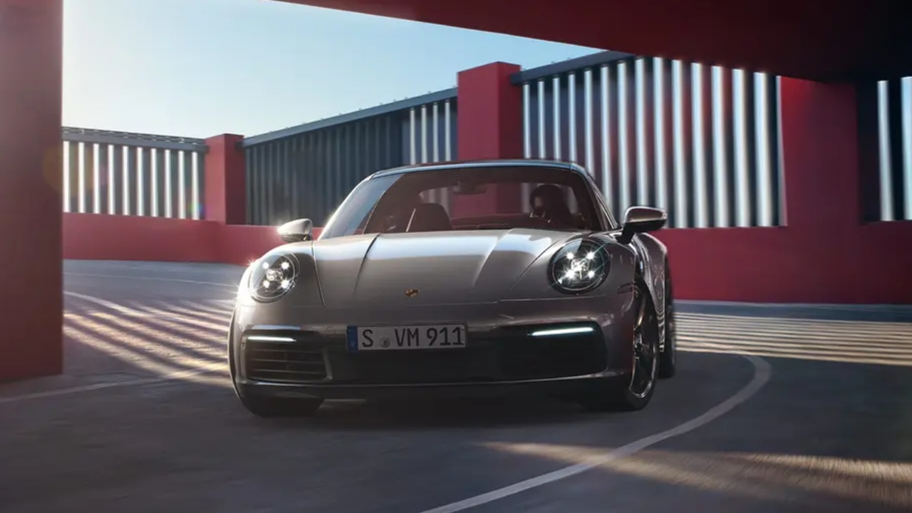 48013 Photo Exterior Porsche 911 2024 in Saudi Arabia