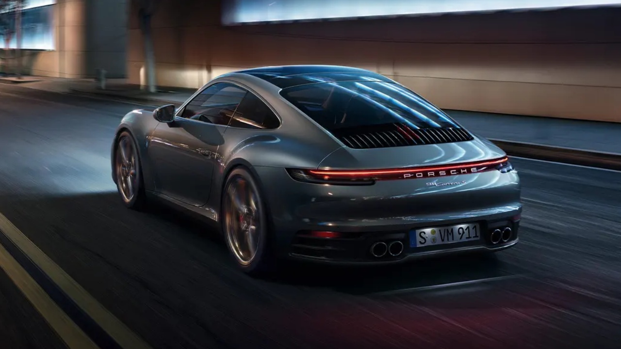 48015 Photo Exterior Porsche 911 2024 in Saudi Arabia