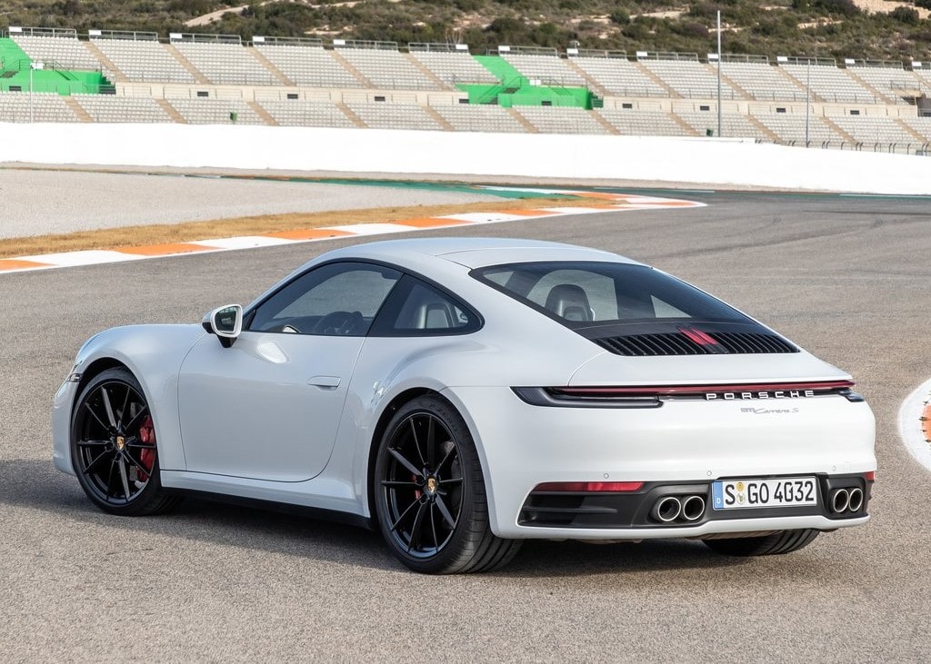 19985 Photo Exterior Porsche 911 Carrera S 2022 in UAE