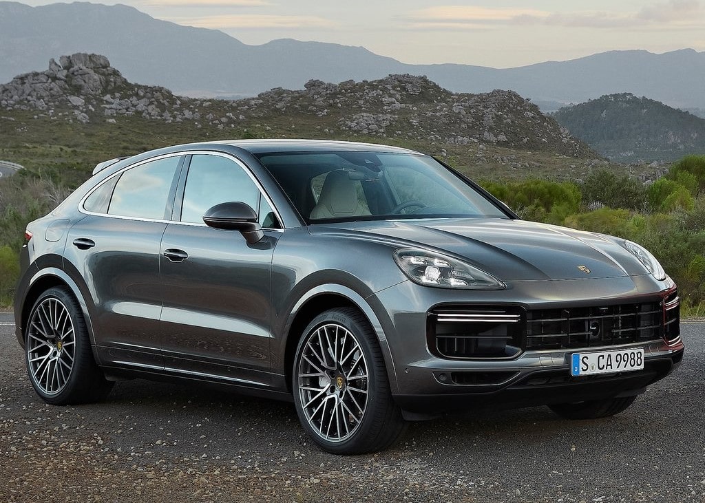 20235 Photo Exterior Porsche Cayenne Coupe Turbo 2022 in Saudi Arabia