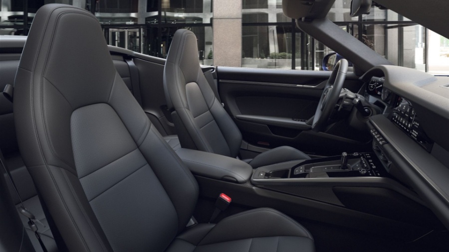 3140 Photo Exterior Porsche 911 Carrera 4S Cabriolet 2021 in UAE
