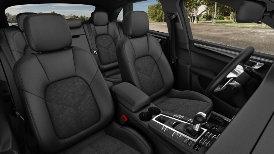 3275 Photo Exterior Porsche Macan S 2021 in Saudi Arabia