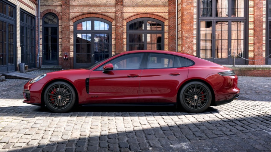 4002 Photo Exterior Porsche Panamera Turbo S 2021 in UAE