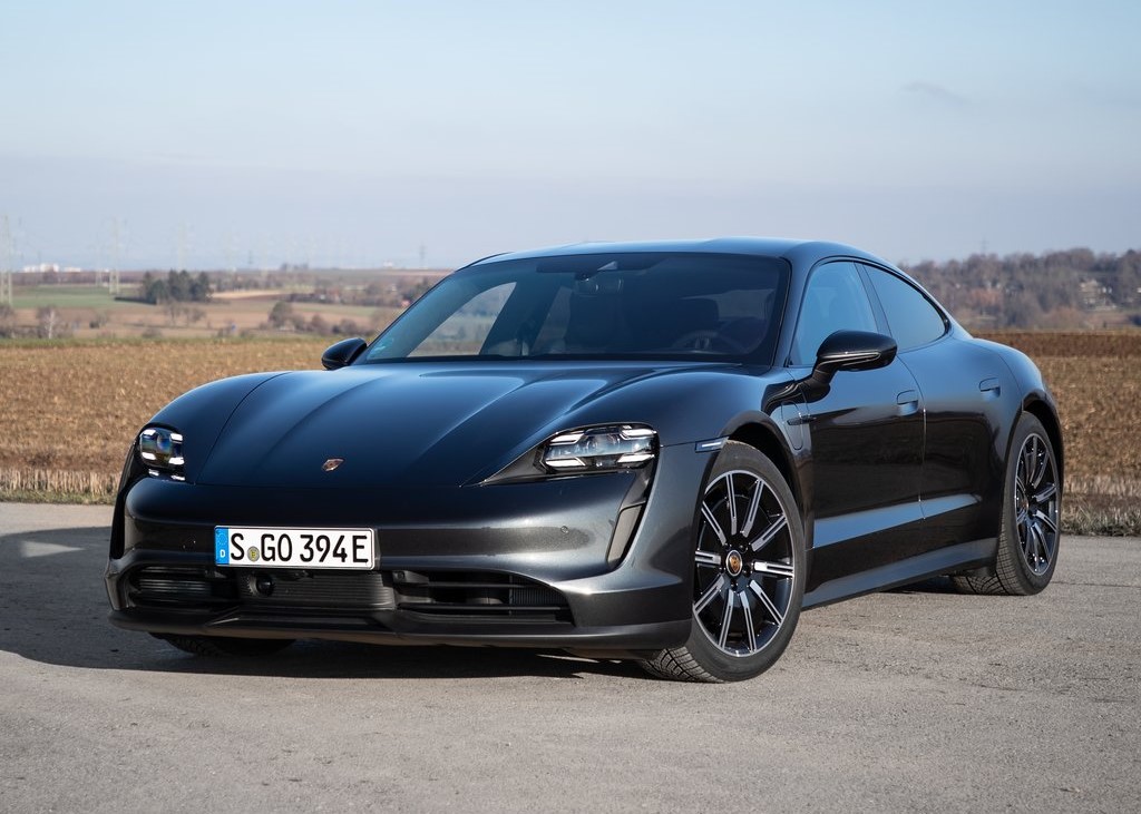 Porsche clearance taycan standard