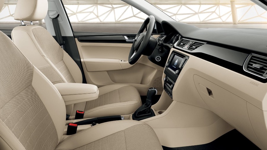 8553 Photo Exterior Skoda Rapid Style 2021 in Saudi Arabia